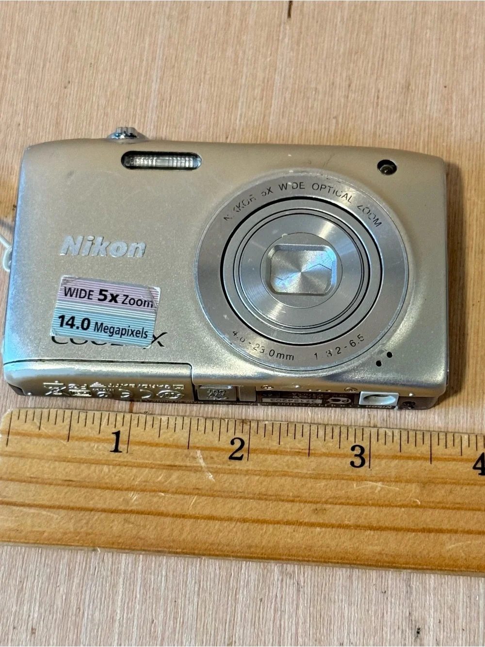 Nikon CoolPix S3100 14.0 MP Digital Camera Tested Ok Bad Pixels No Char Read Blw